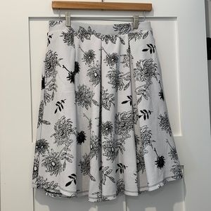 Lularoe Madison size medium